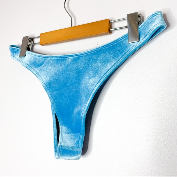 Hoaka Swimwear Blue Velvet bikini Bottoms size XL - Picture 3 of 3